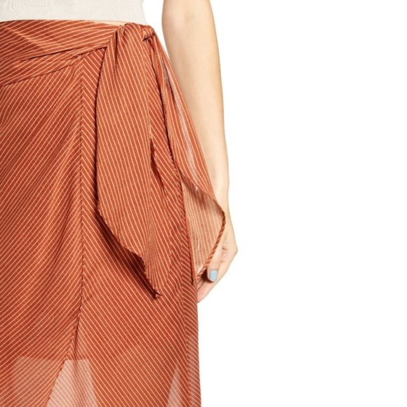 J.O.A. Striped High/Low Midi Skirt - Picture 5 of 10